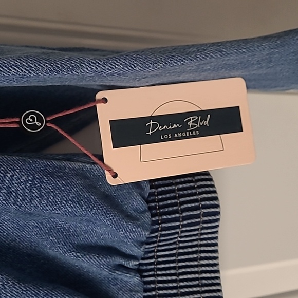 Girl's denim bomber jacket, NWT,size S. - Picture 3 of 6